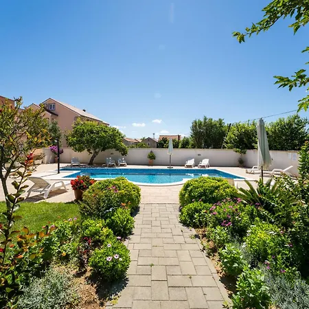 Bonex-4 By Interhome Privlaka (Zadar)